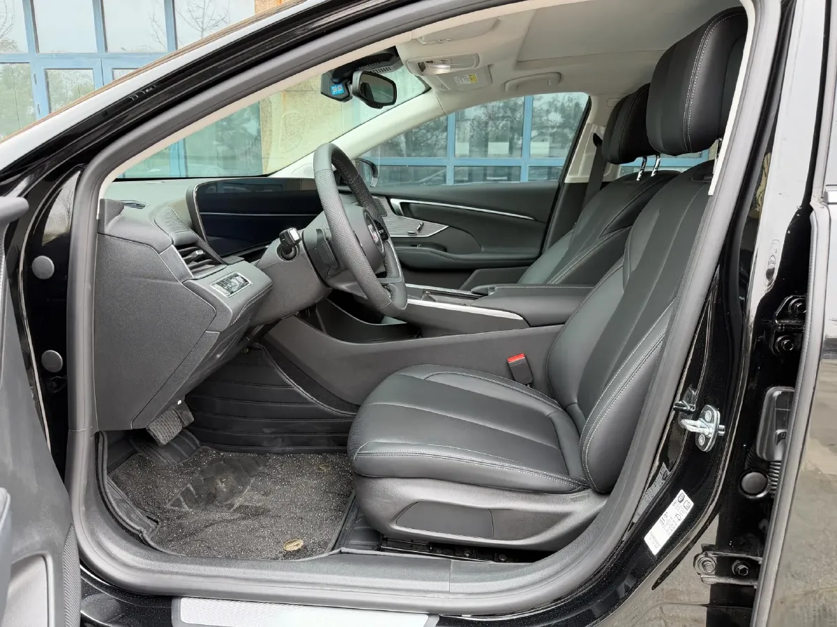 2025 Buick Larcosse 2.0T 237HP L4 9AT,autocango,china used car exporter,china ev exporter,chinese used car exporter,chinese used ev exporter