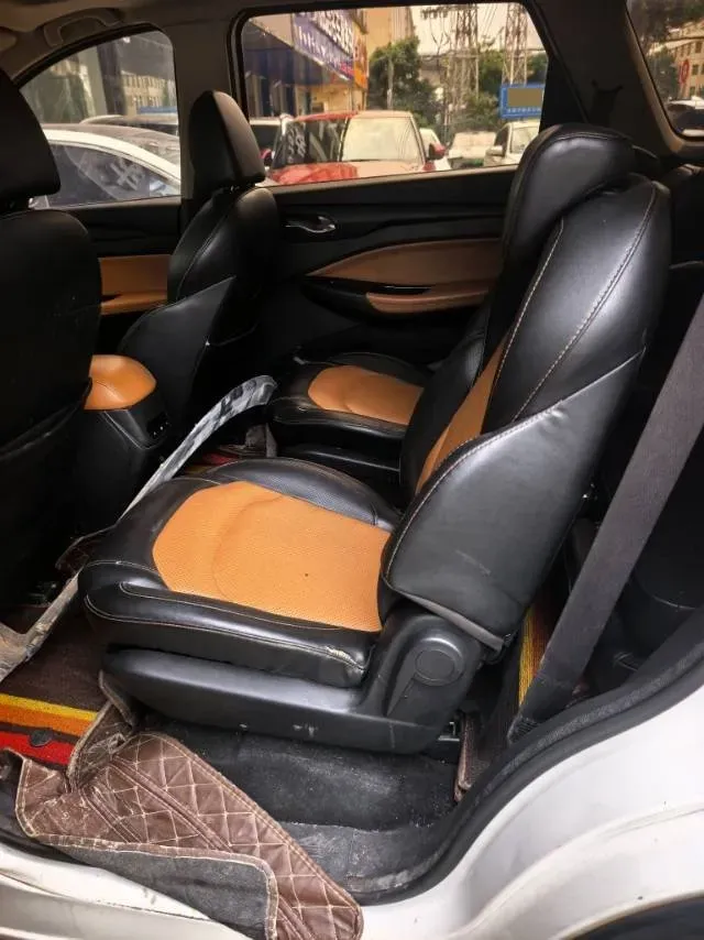 2018 WuLing HongGuang S3 1.5L 112HP L4 6MT,autocango,china used car exporter,china ev exporter,chinese used car exporter,chinese used ev exporter