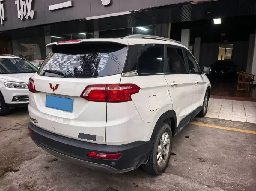 2018 WuLing HongGuang S3 1.5L 112HP L4 6MT,autocango,china used car exporter,china ev exporter,chinese used car exporter,chinese used ev exporter