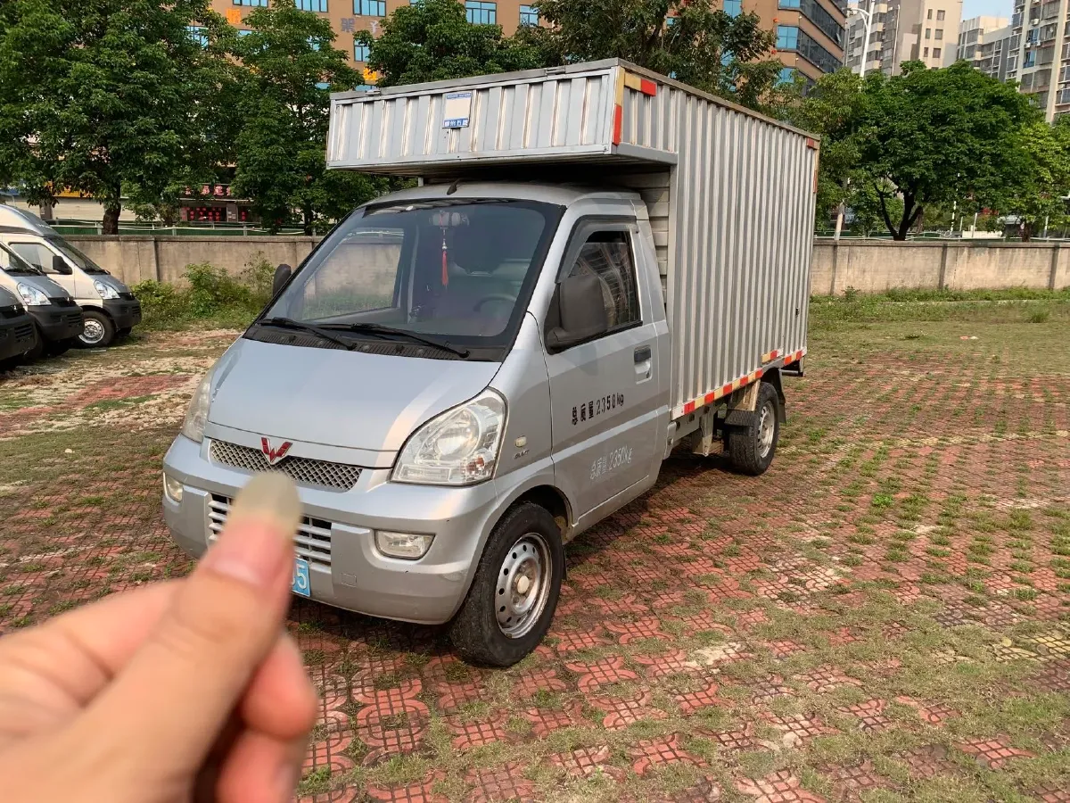 2019 WuLing RongGuang Mini Truck 1.5L 107HP L4 5MT,autocango,china used car exporter,china ev exporter,chinese used car exporter,chinese used ev exporter