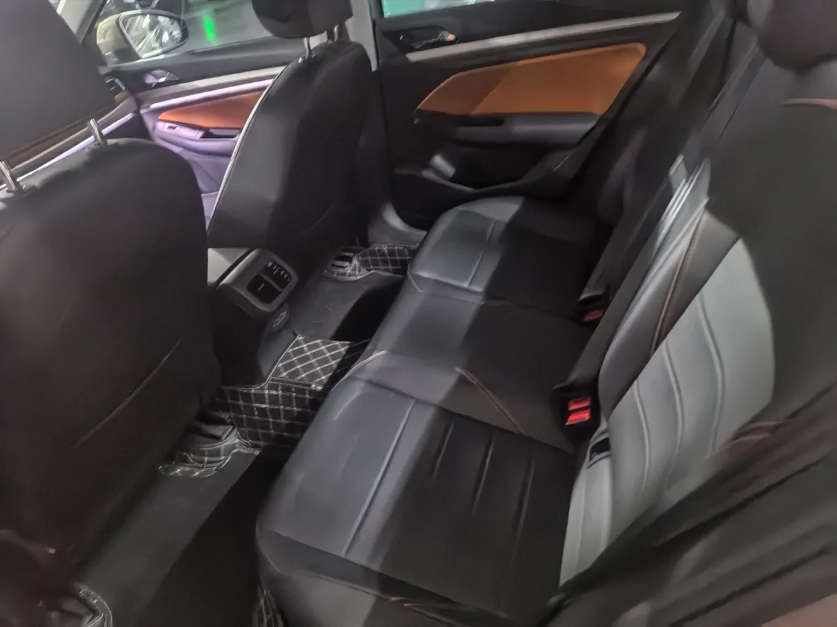2023 Volkswagen Bora 1.2T 116HP L4 7DCT,autocango,china used car exporter,china ev exporter,chinese used car exporter,chinese used ev exporter