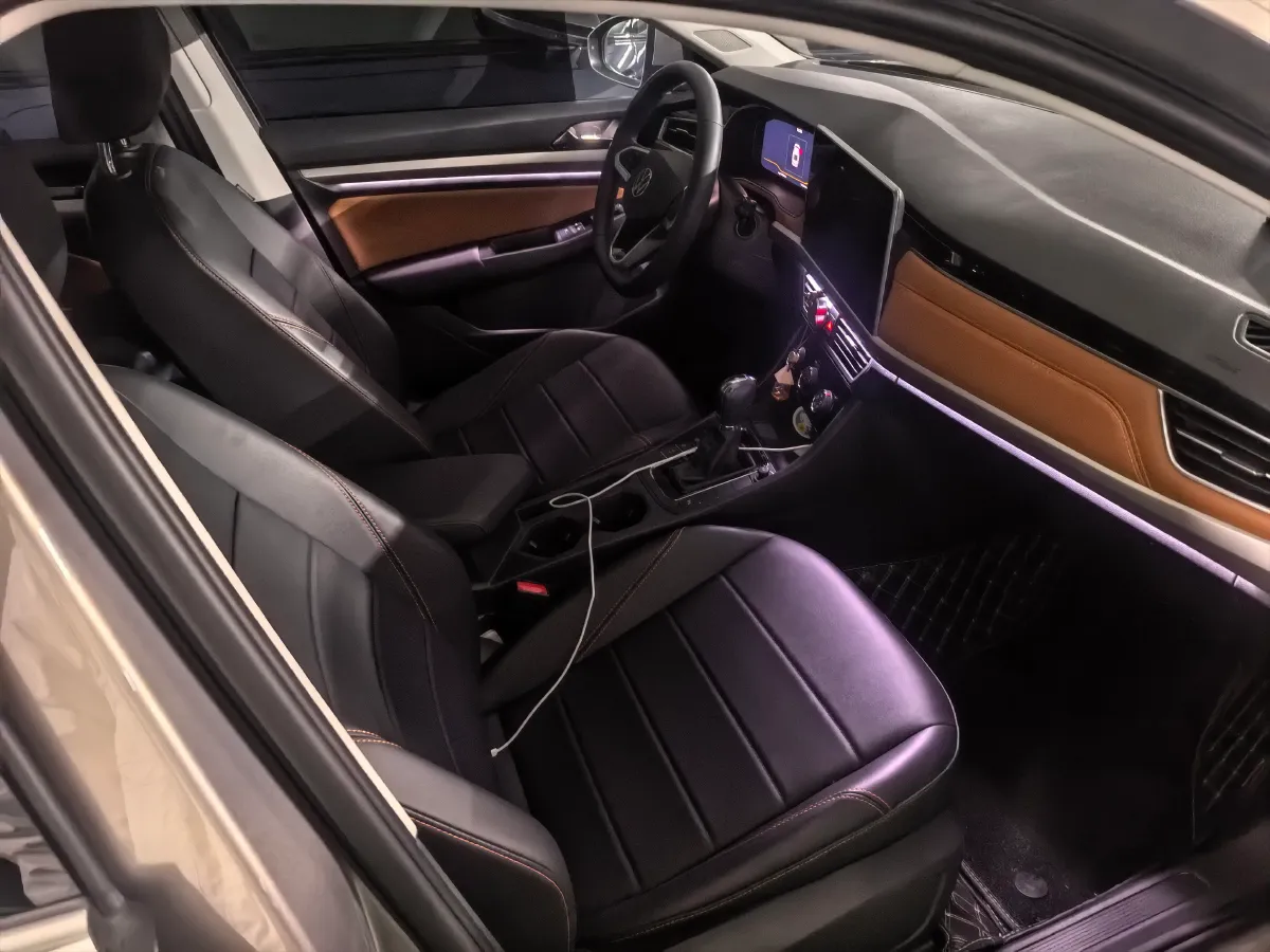 2023 Volkswagen Bora 1.2T 116HP L4 7DCT,autocango,china used car exporter,china ev exporter,chinese used car exporter,chinese used ev exporter