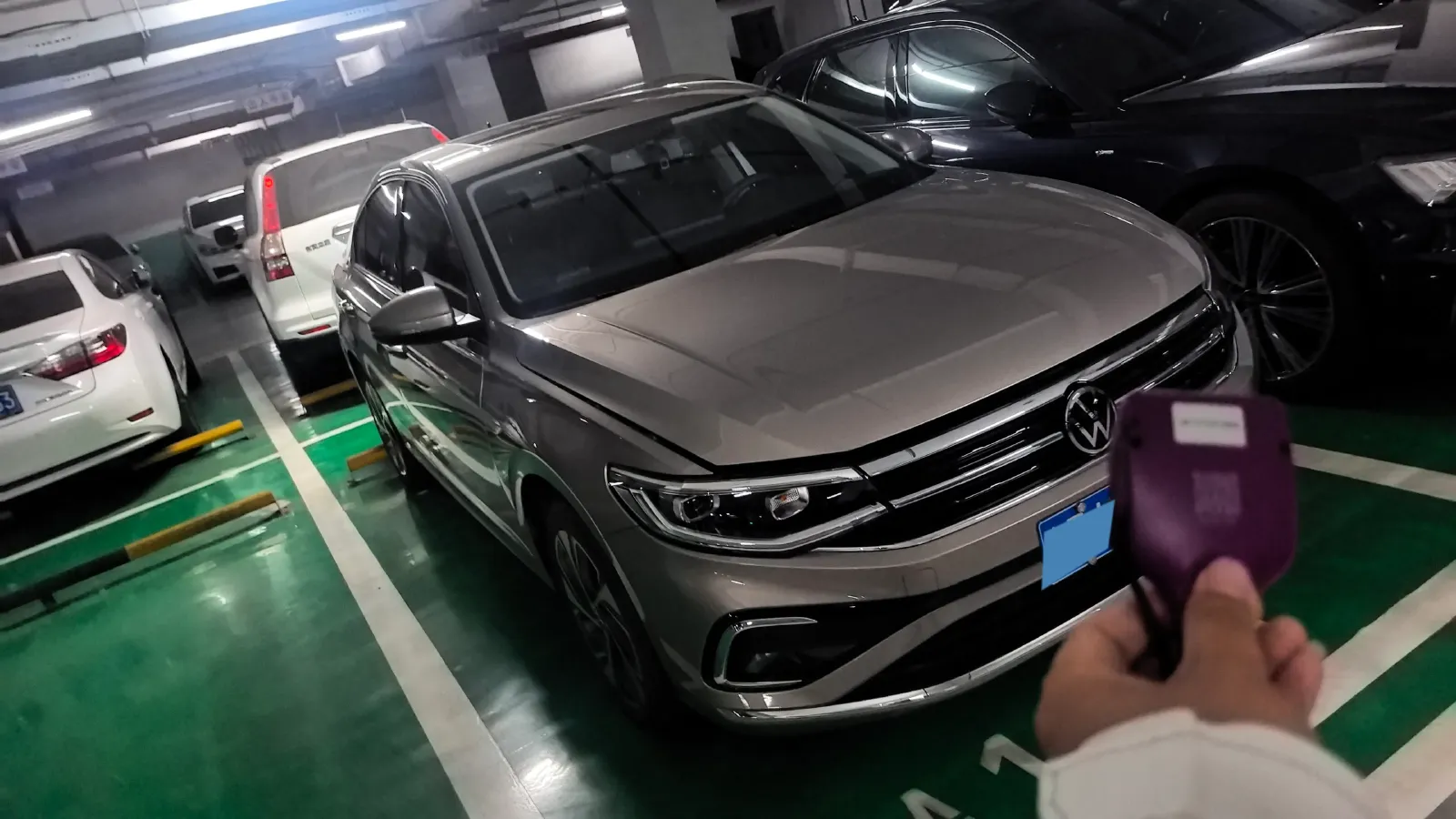 2023 Volkswagen Bora 1.2T 116HP L4 7DCT,autocango,china used car exporter,china ev exporter,chinese used car exporter,chinese used ev exporter