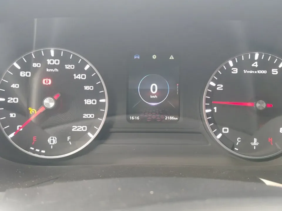 2023 MG 5 1.5L 129HP L4 5MT,autocango,china used car exporter,china ev exporter,chinese used car exporter,chinese used ev exporter