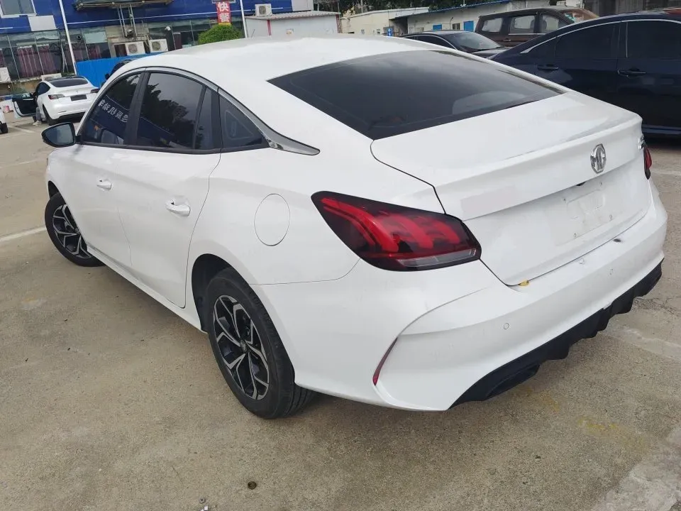 2023 MG 5 1.5L 129HP L4 5MT,autocango,china used car exporter,china ev exporter,chinese used car exporter,chinese used ev exporter