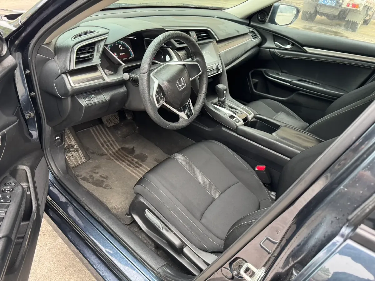 2019 Honda Civic 1.5T 177HP L4 CVT,autocango,china used car exporter,china ev exporter,chinese used car exporter,chinese used ev exporter