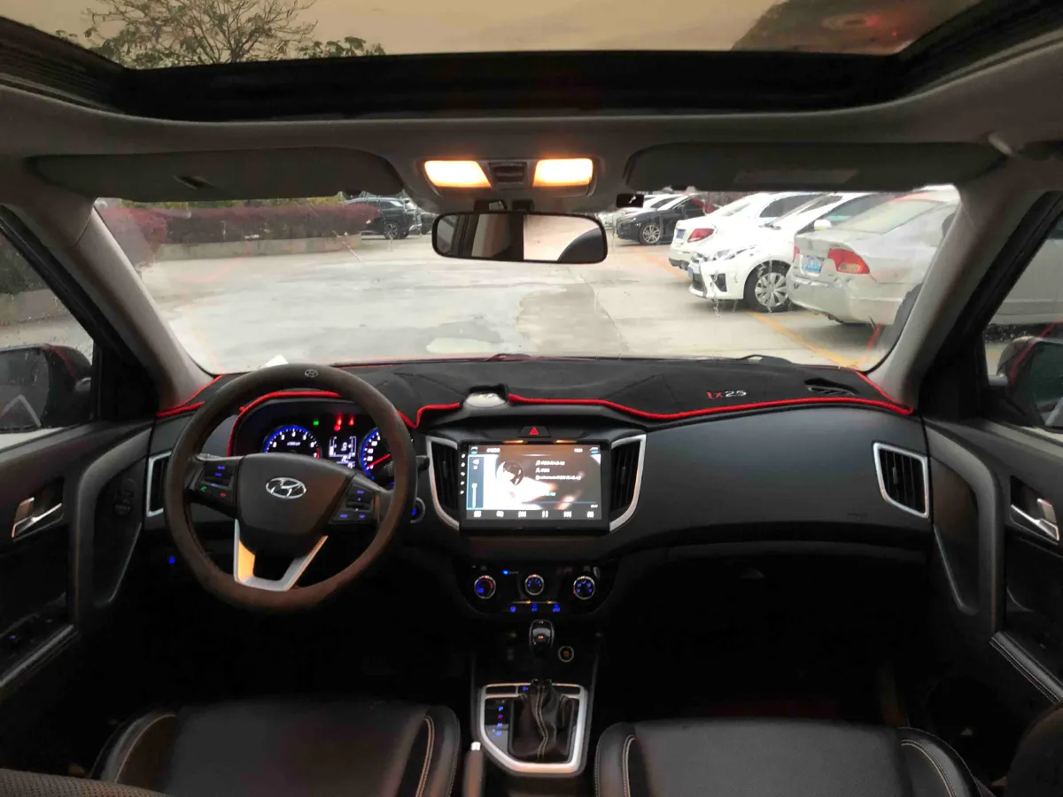 2017 Hyundai ix25 1.6L 125HP L4 6AT,autocango,china used car exporter,china ev exporter,chinese used car exporter,chinese used ev exporter