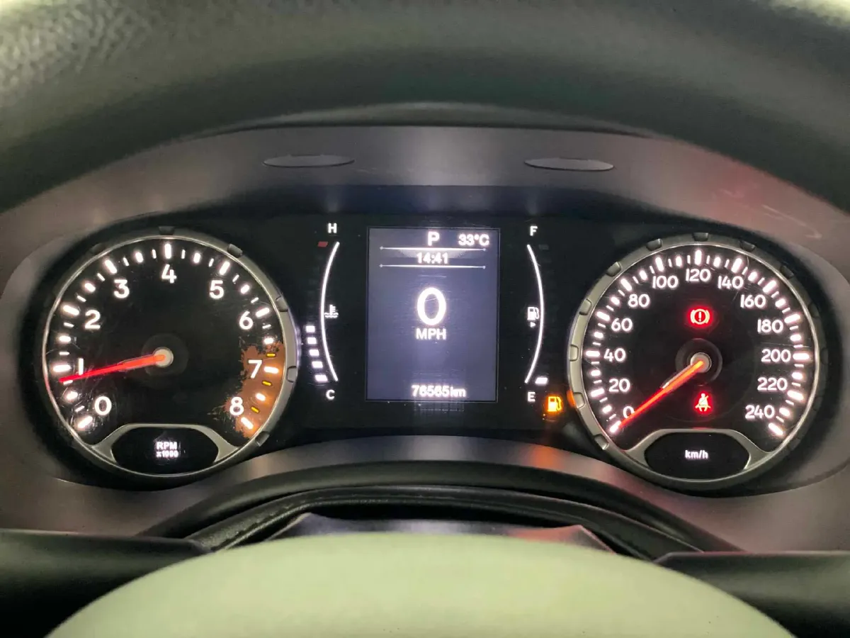 2017 Jeep Renegade 1.4T 150HP L4 7DCT,autocango,china used car exporter,china ev exporter,chinese used car exporter,chinese used ev exporter