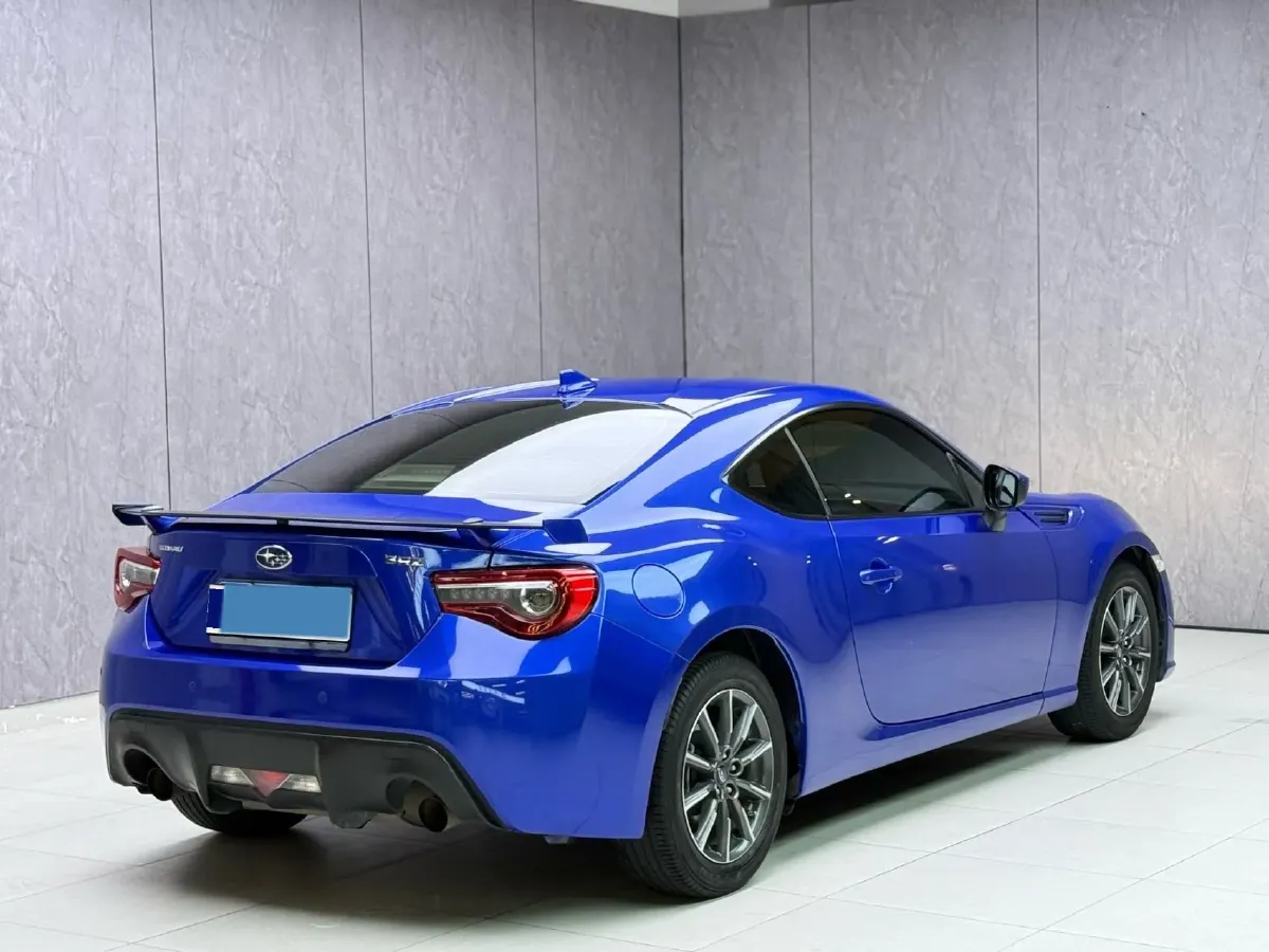 2019 Ford Focus 2.3T 280HP L4 6MT,autocango,china used car exporter,china ev exporter,chinese used car exporter,chinese used ev exporter