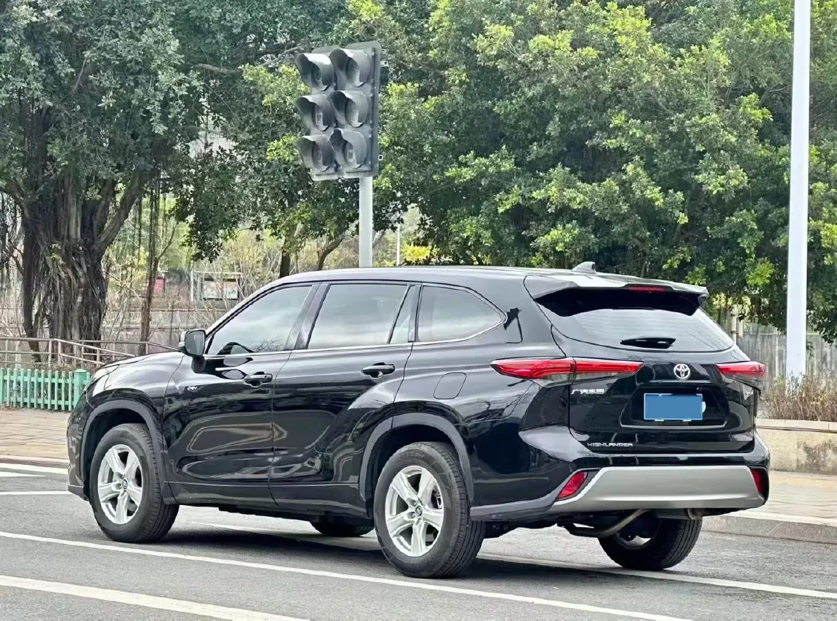 2024 Toyota Highlander 2.5L 189HP L4 E-CVT Hybrid,autocango,china used car exporter,china ev exporter,chinese used car exporter,chinese used ev exporter