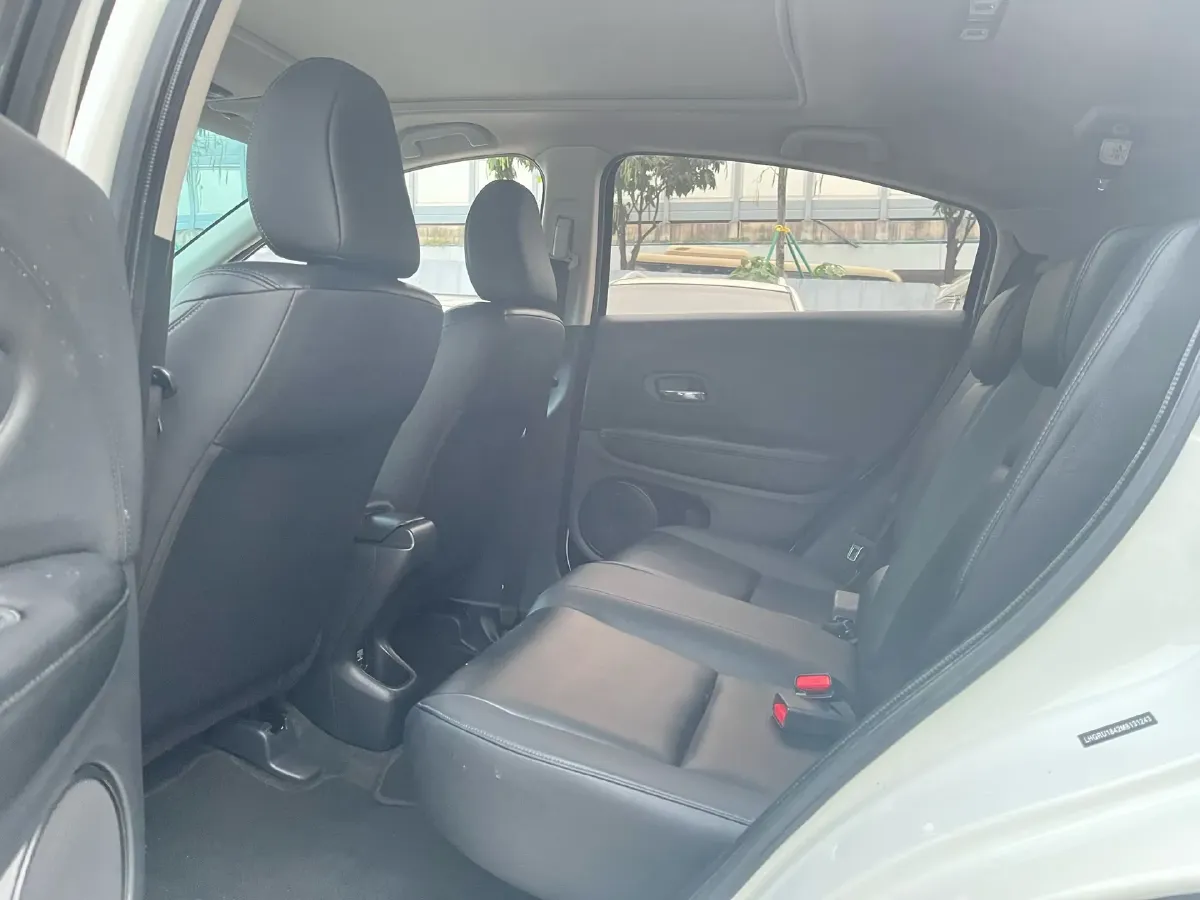 2022 Honda Vezel 1.5L 131HP L4 CVT,autocango,china used car exporter,china ev exporter,chinese used car exporter,chinese used ev exporter