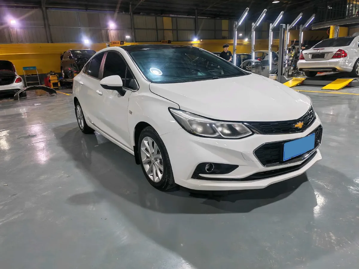 2018 Chevrolet Cruze 1.5L 114HP L4 6AT,autocango,china used car exporter,china ev exporter,chinese used car exporter,chinese used ev exporter