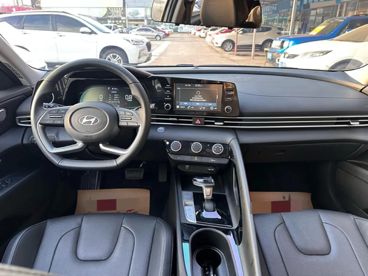 2023 Hyundai Elantra 1.5L 115HP L4 CVT,autocango,china used car exporter,china ev exporter,chinese used car exporter,chinese used ev exporter