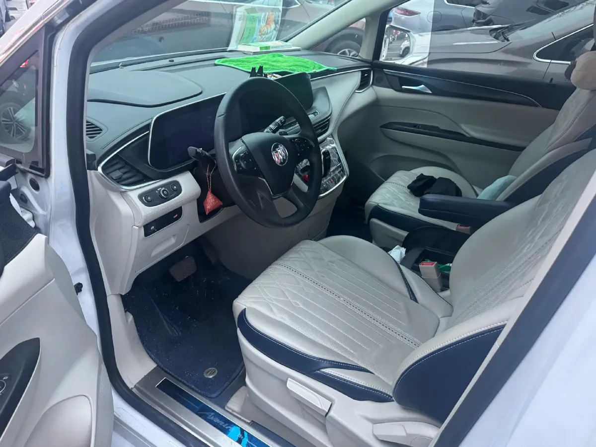 2022 Buick GL8 2.0T 237HP L4 9AT,autocango,china used car exporter,china ev exporter,chinese used car exporter,chinese used ev exporter