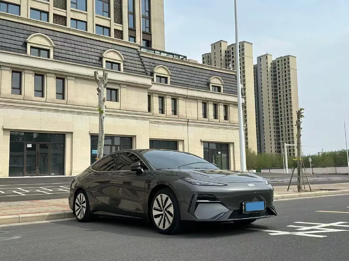 2024 Geely Galaxy E8 BEV 76KWH,autocango,china used car exporter,china ev exporter,chinese used car exporter,chinese used ev exporter