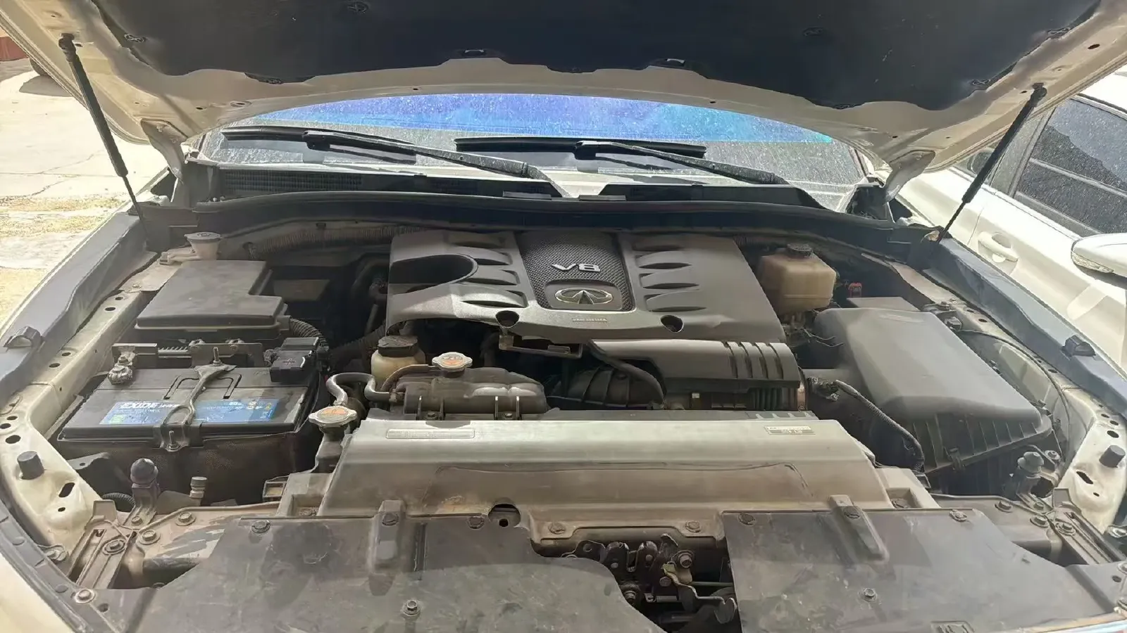 2016 Infiniti QX80 5.6L 398HP V8 7AT,autocango,china used car exporter,china ev exporter,chinese used car exporter,chinese used ev exporter