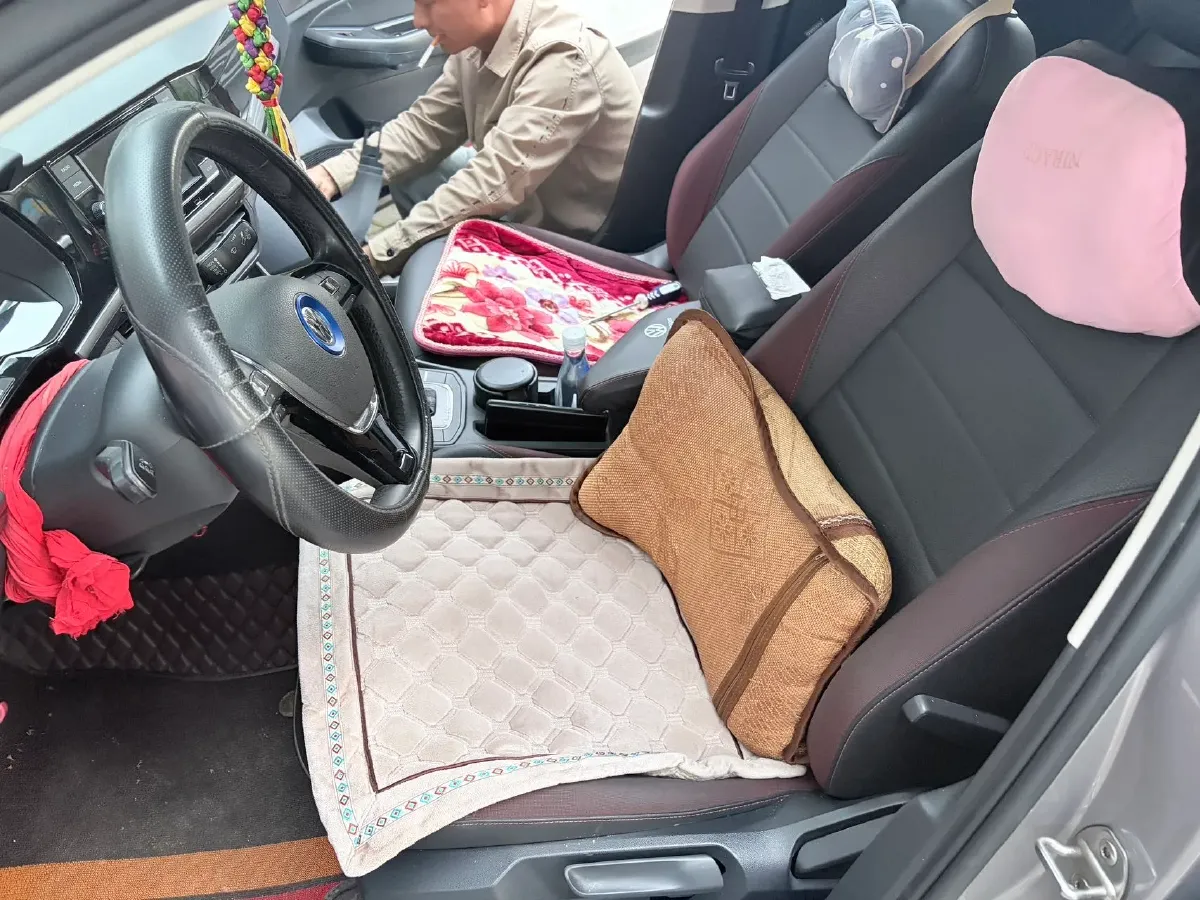 2019 MAXUS T60 2.0T 218HP L4 6AT,autocango,china used car exporter,china ev exporter,chinese used car exporter,chinese used ev exporter