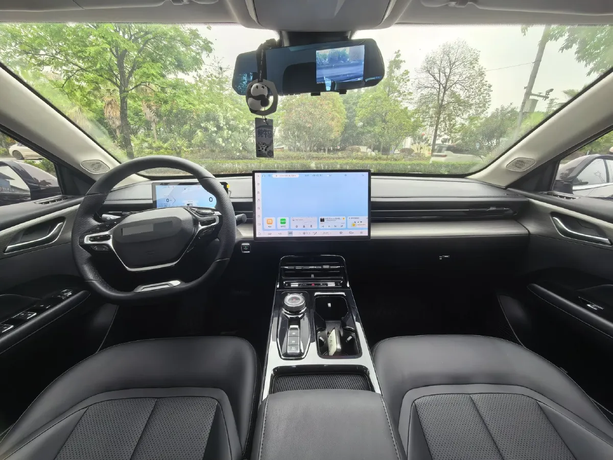 2024 WuLing XingGuang 1.5L 106HP L4 E-CVT PHEV 20.5KWH,autocango,china used car exporter,china ev exporter,chinese used car exporter,chinese used ev exporter