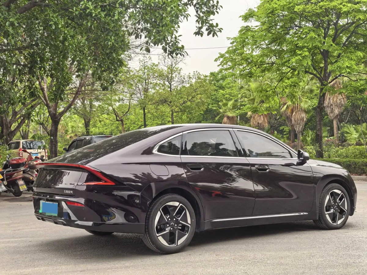 2024 WuLing XingGuang 1.5L 106HP L4 E-CVT PHEV 20.5KWH,autocango,china used car exporter,china ev exporter,chinese used car exporter,chinese used ev exporter