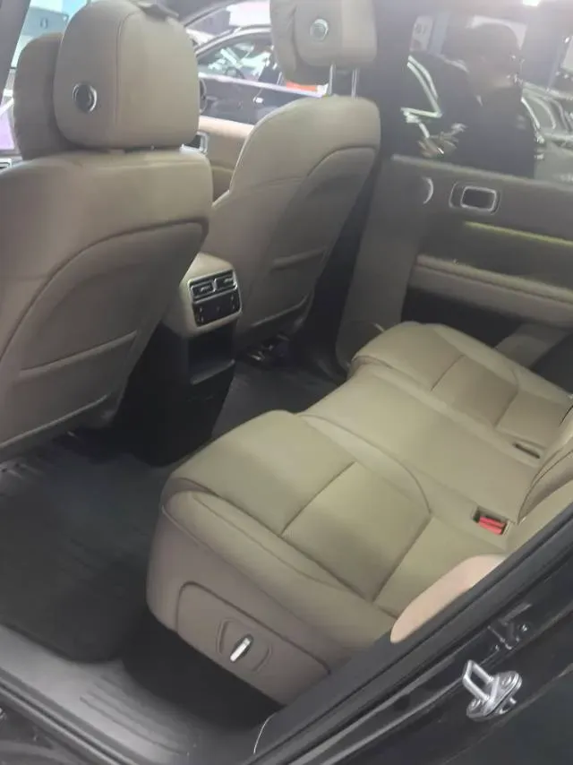 2025 Li L6 Range Extended 154HP L4 REEV,autocango,china used car exporter,china ev exporter,chinese used car exporter,chinese used ev exporter