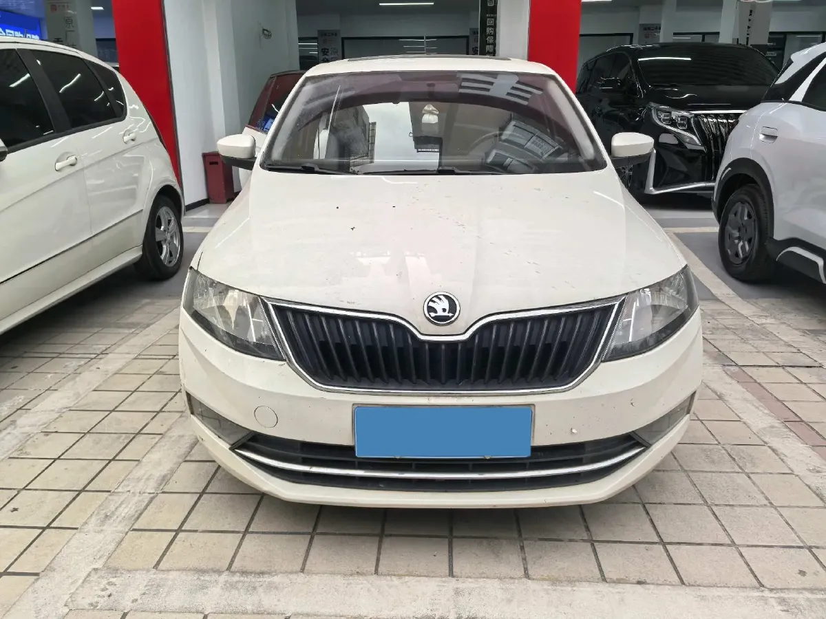 2018 Skoda Rapid Spaceback 1.6L 110HP L4 6AT,autocango,china used car exporter,china ev exporter,chinese used car exporter,chinese used ev exporter