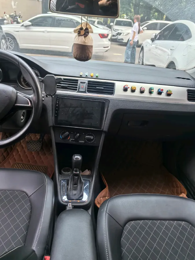 2018 Skoda Rapid Spaceback 1.6L 110HP L4 6AT,autocango,china used car exporter,china ev exporter,chinese used car exporter,chinese used ev exporter