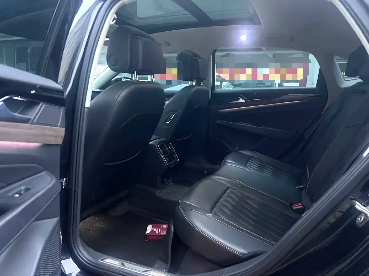 2021 Volkswagen Passat 2.0T 186HP L4 7DCT,autocango,china used car exporter,china ev exporter,chinese used car exporter,chinese used ev exporter