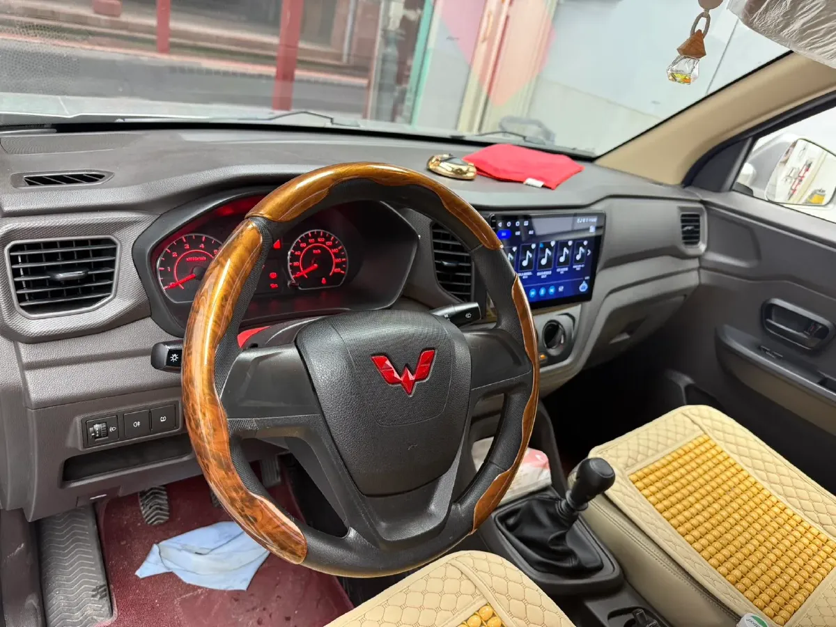 2022 JinBei Little Sea Lion X30 1.5L 102HP L4 5MT,autocango,china used car exporter,china ev exporter,chinese used car exporter,chinese used ev exporter