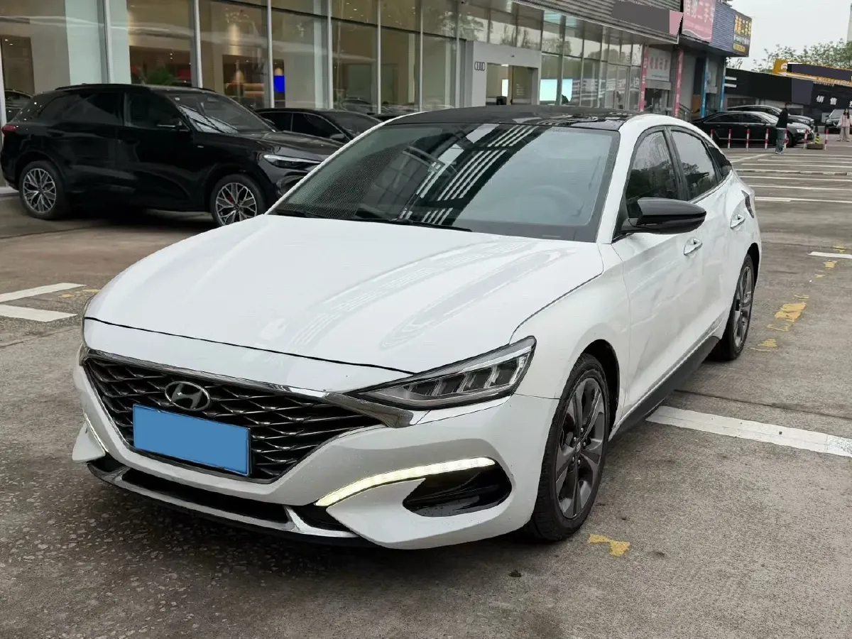 2019 Hyundai La Festa 1.6T 190HP L4 7DCT,autocango,china used car exporter,china ev exporter,chinese used car exporter,chinese used ev exporter