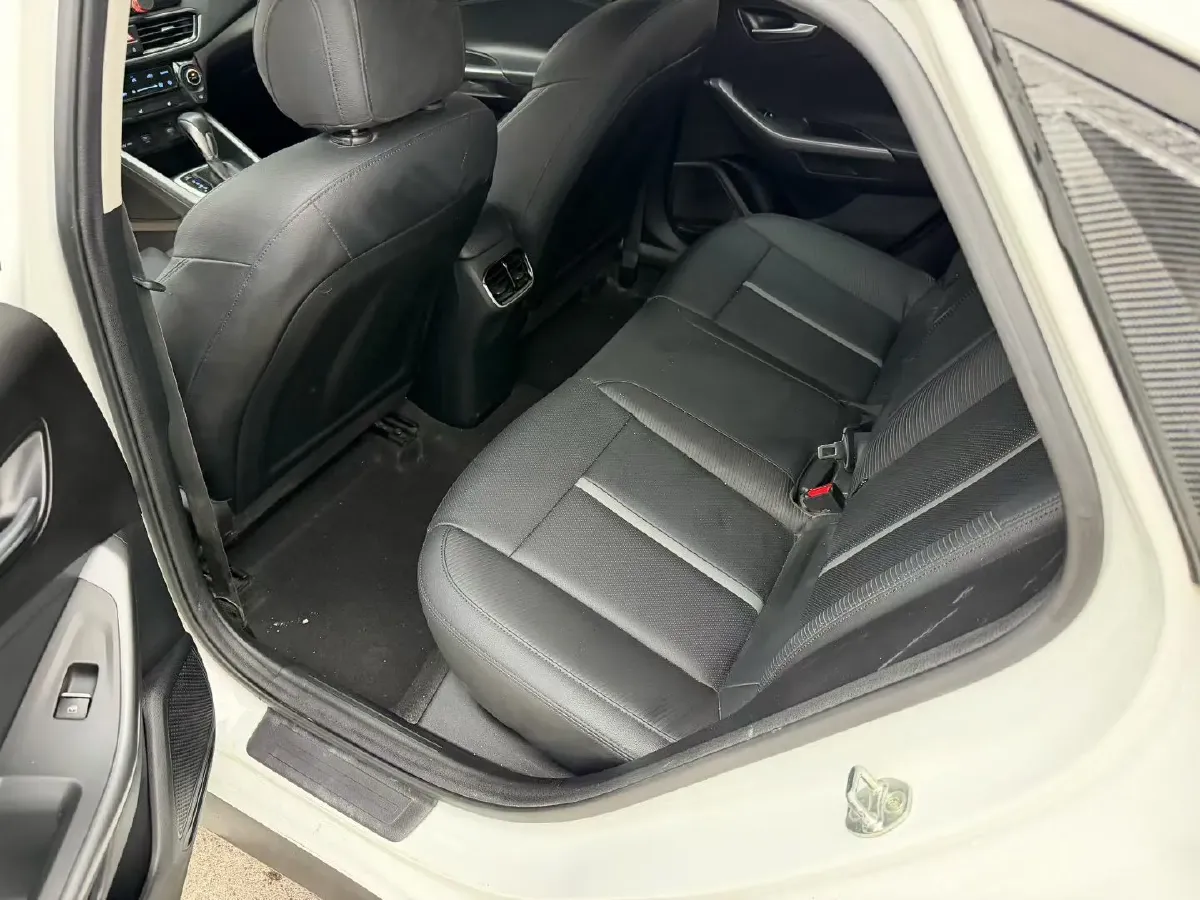 2019 Hyundai La Festa 1.6T 190HP L4 7DCT,autocango,china used car exporter,china ev exporter,chinese used car exporter,chinese used ev exporter