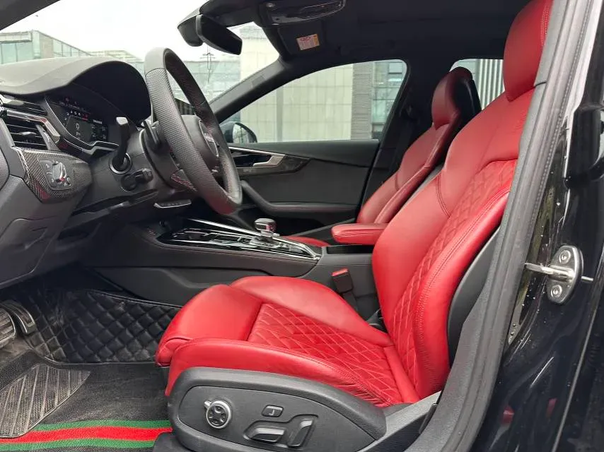 2024 Audi S4 3.0T 354HP V6 8AT,autocango,china used car exporter,china ev exporter,chinese used car exporter,chinese used ev exporter