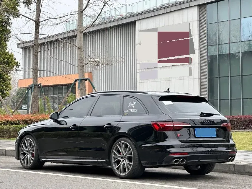 2024 Audi S4 3.0T 354HP V6 8AT,autocango,china used car exporter,china ev exporter,chinese used car exporter,chinese used ev exporter