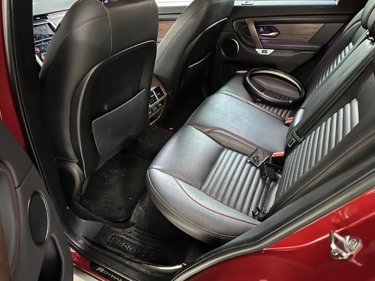 2020 Land Rover Discovery Sport 2.0T 249HP L4 9AT,autocango,china used car exporter,china ev exporter,chinese used car exporter,chinese used ev exporter