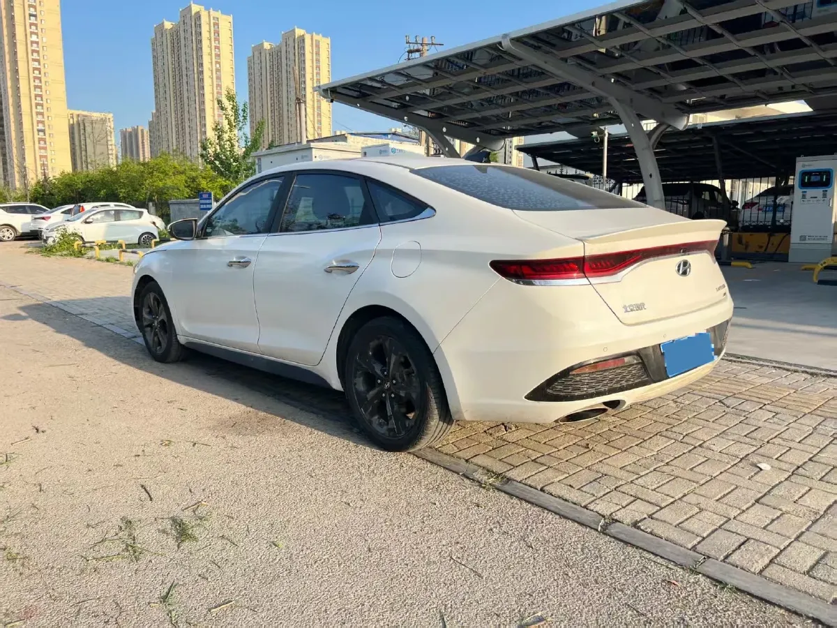 2019 Hyundai La Festa 1.6T 204HP L4 7DCT,autocango,china used car exporter,china ev exporter,chinese used car exporter,chinese used ev exporter