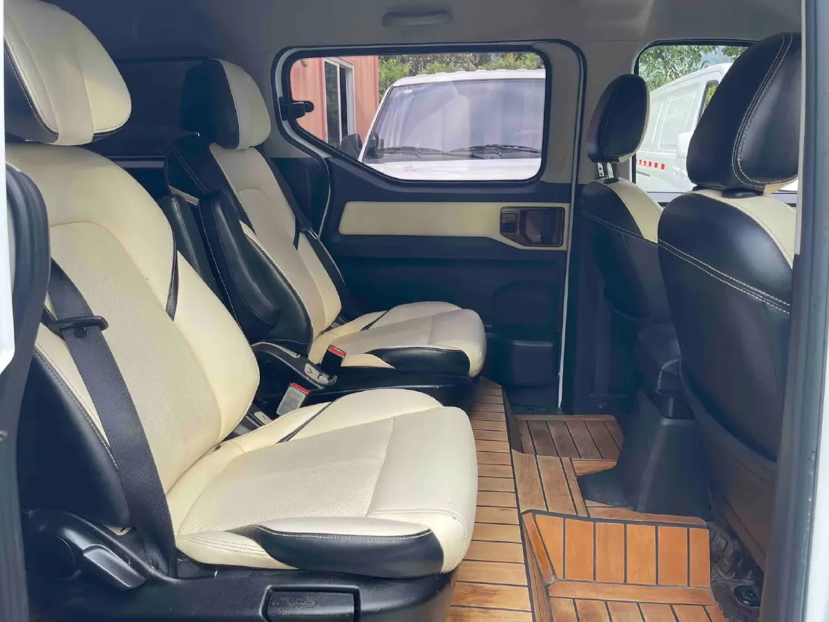 2021 WuLing ZhengChen 1.5T 147HP L4 6MT,autocango,china used car exporter,china ev exporter,chinese used car exporter,chinese used ev exporter