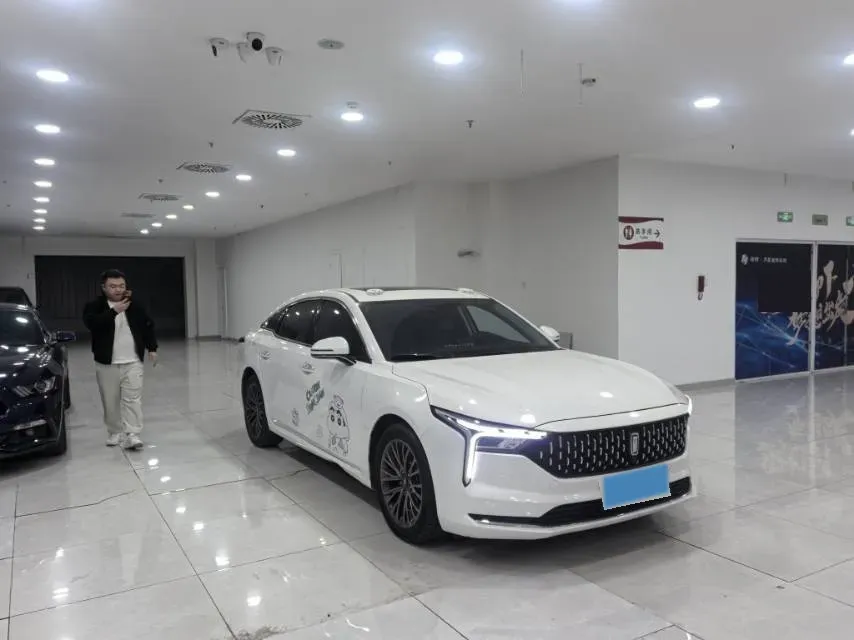 2022 Bestune B70 1.5T 169HP L4 7DCT,autocango,china used car exporter,china ev exporter,chinese used car exporter,chinese used ev exporter