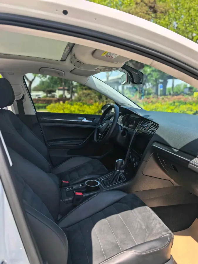 2020 Volkswagen Golf 1.4T 150HP L4 7DCT,autocango,china used car exporter,china ev exporter,chinese used car exporter,chinese used ev exporter