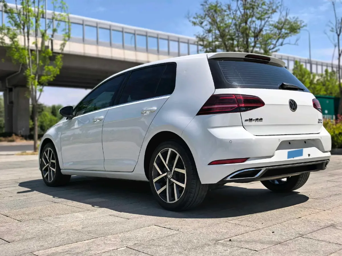 2020 Volkswagen Golf 1.4T 150HP L4 7DCT,autocango,china used car exporter,china ev exporter,chinese used car exporter,chinese used ev exporter