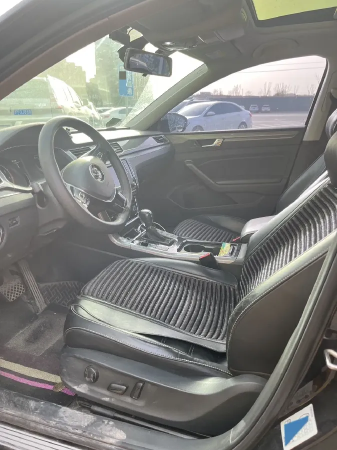 2017 Volkswagen Passat 1.8T 180HP L4 7DCT,autocango,china used car exporter,china ev exporter,chinese used car exporter,chinese used ev exporter