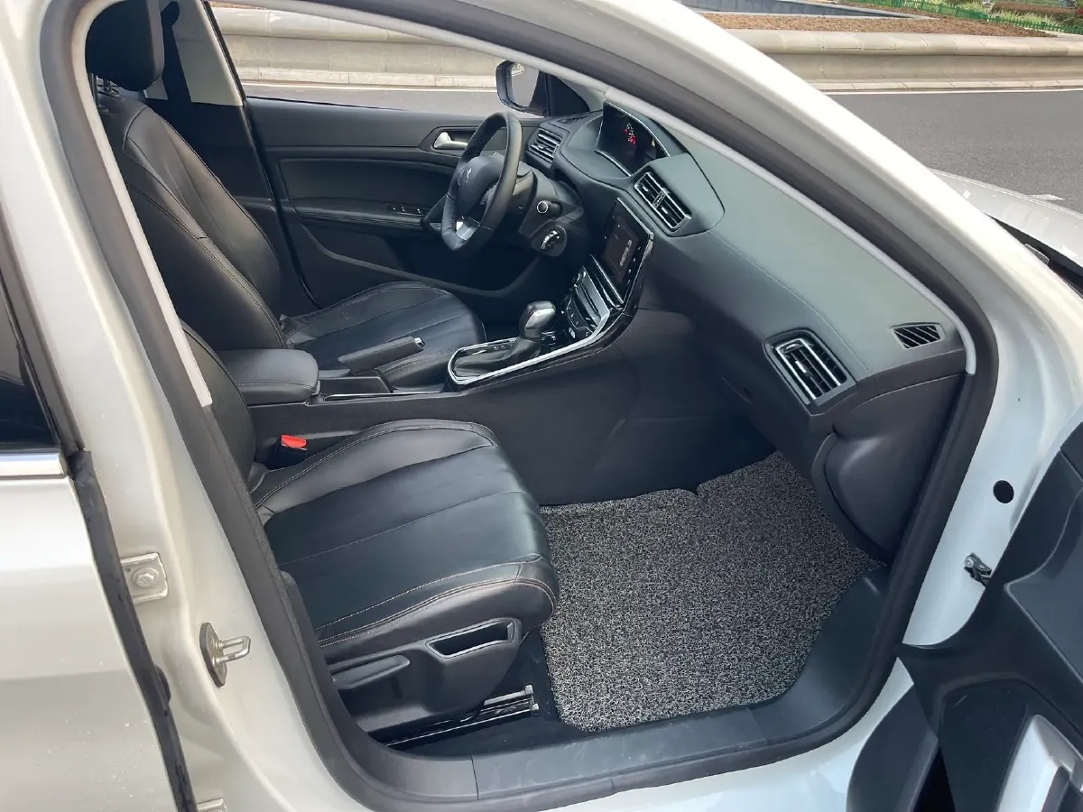 2018 Peugeot 308 1.6L 117HP L4 6AT,autocango,china used car exporter,china ev exporter,chinese used car exporter,chinese used ev exporter