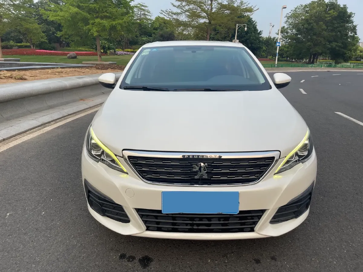 2018 Peugeot 308 1.6L 117HP L4 6AT,autocango,china used car exporter,china ev exporter,chinese used car exporter,chinese used ev exporter