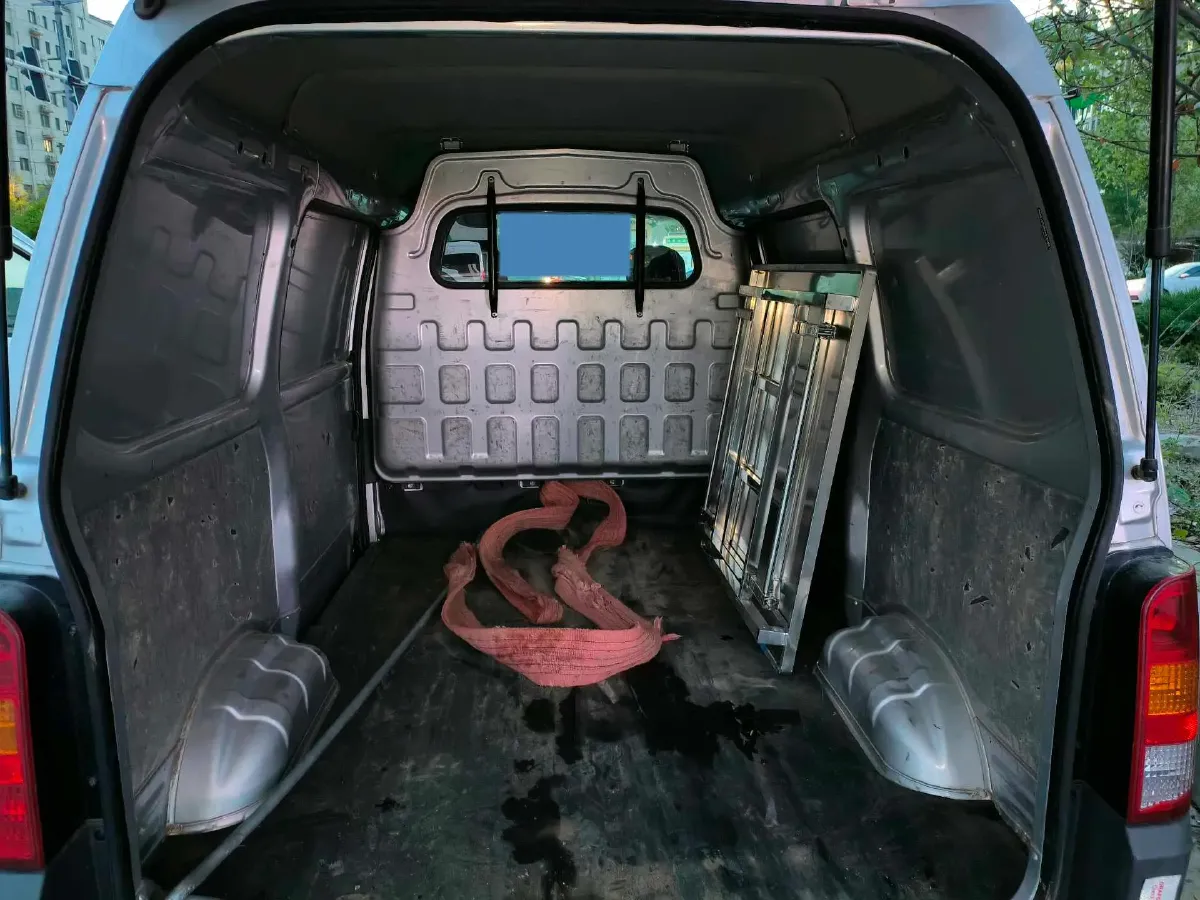 2023 WuLing ZhiGuang 1.5L 102HP L4 5MT,autocango,china used car exporter,china ev exporter,chinese used car exporter,chinese used ev exporter