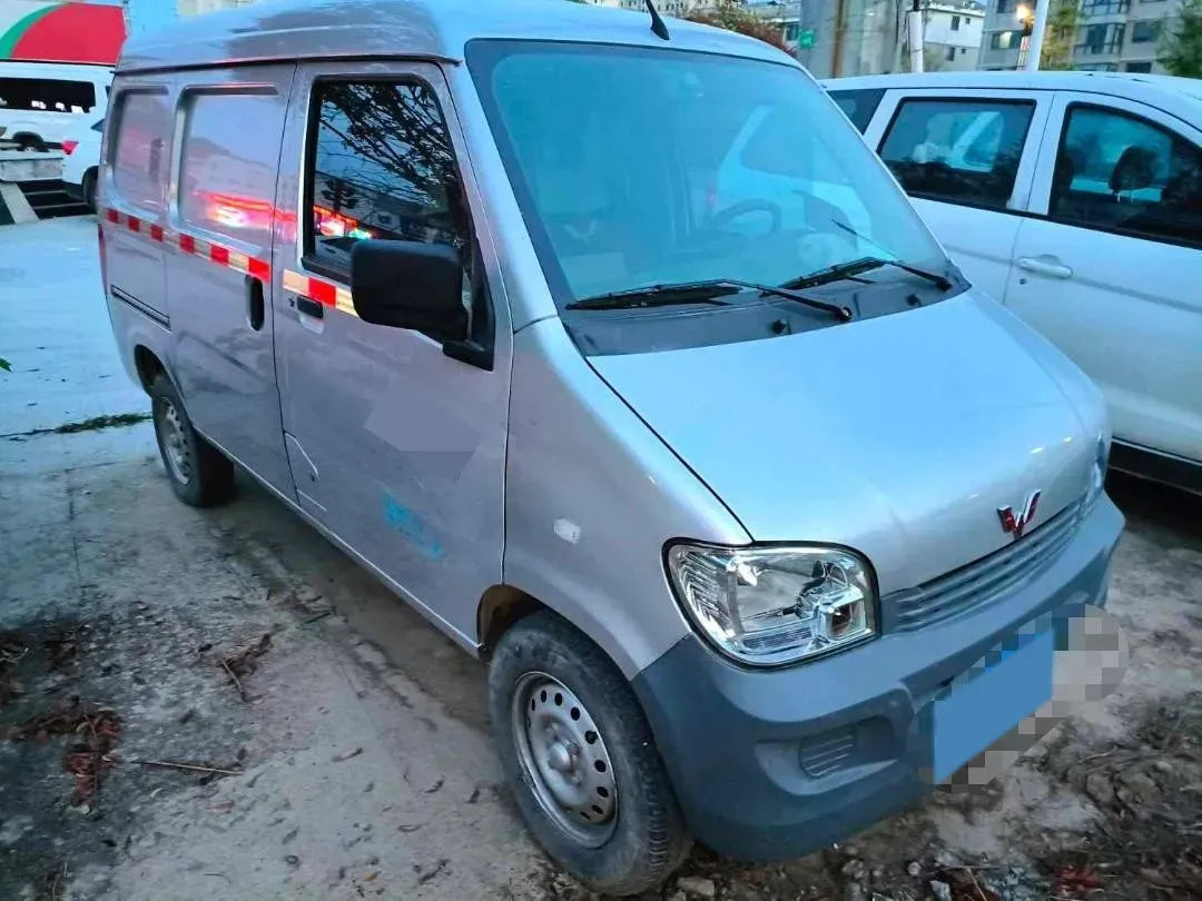 2023 WuLing ZhiGuang 1.5L 102HP L4 5MT,autocango,china used car exporter,china ev exporter,chinese used car exporter,chinese used ev exporter