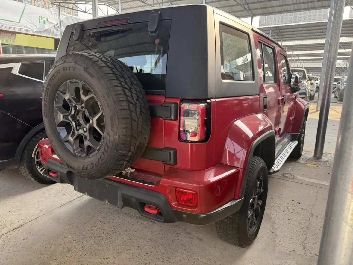 2022 Beijing BJ40 2.3T 231HP L4 6AT,autocango,china used car exporter,china ev exporter,chinese used car exporter,chinese used ev exporter