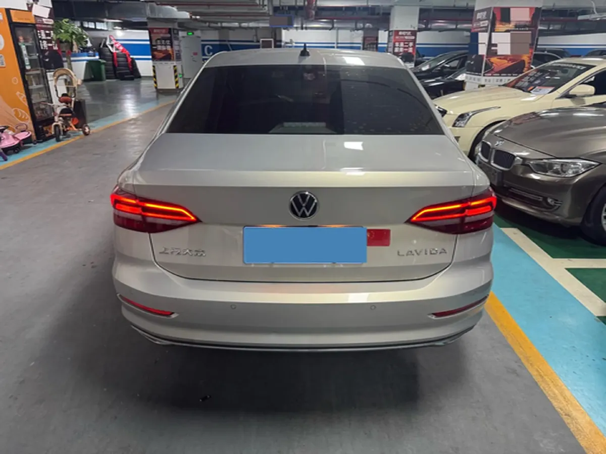 2021 Volkswagen Lavida 1.5L 113HP L4 6AT,autocango,china used car exporter,china ev exporter,chinese used car exporter,chinese used ev exporter