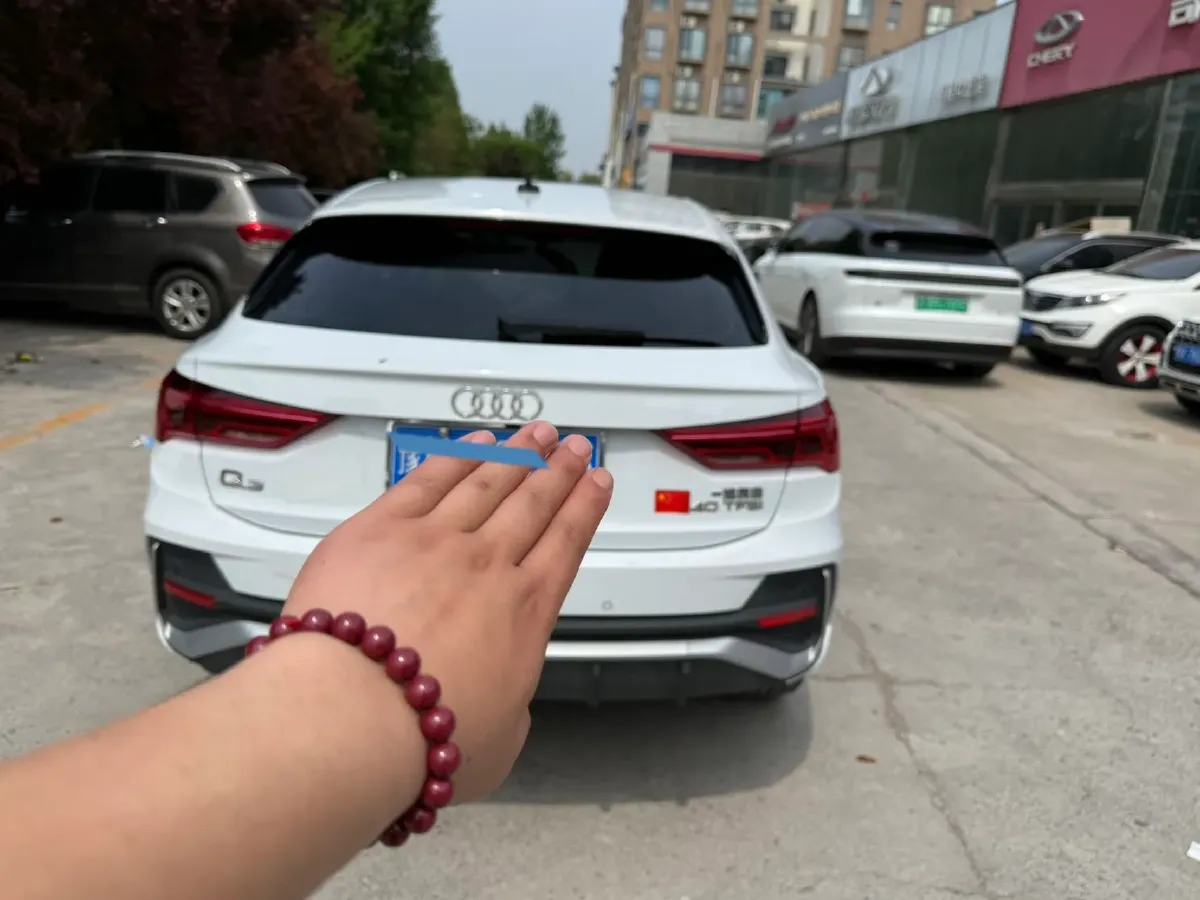 2021 Audi Q3 Sportback 2.0T 186HP L4 7DCT,autocango,china used car exporter,china ev exporter,chinese used car exporter,chinese used ev exporter