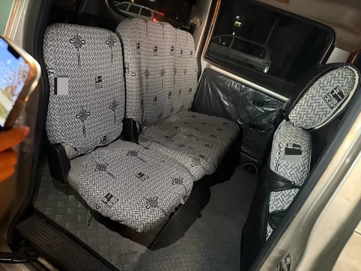 2019 WuLing HongGuang V 1.5L 105HP L4 5MT,autocango,china used car exporter,china ev exporter,chinese used car exporter,chinese used ev exporter