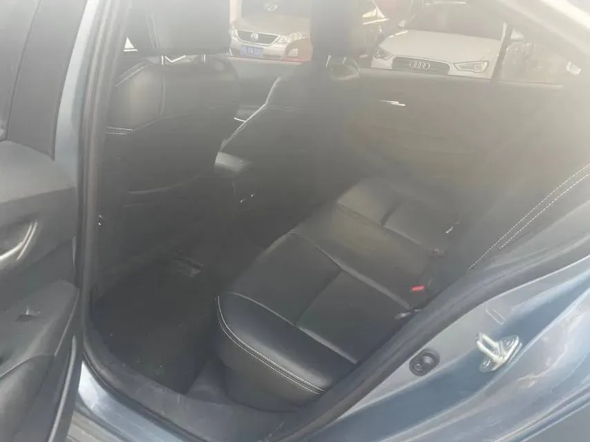 2021 Toyota Corolla 1.8L 98HP L4 E-CVT Hybrid,autocango,china used car exporter,china ev exporter,chinese used car exporter,chinese used ev exporter