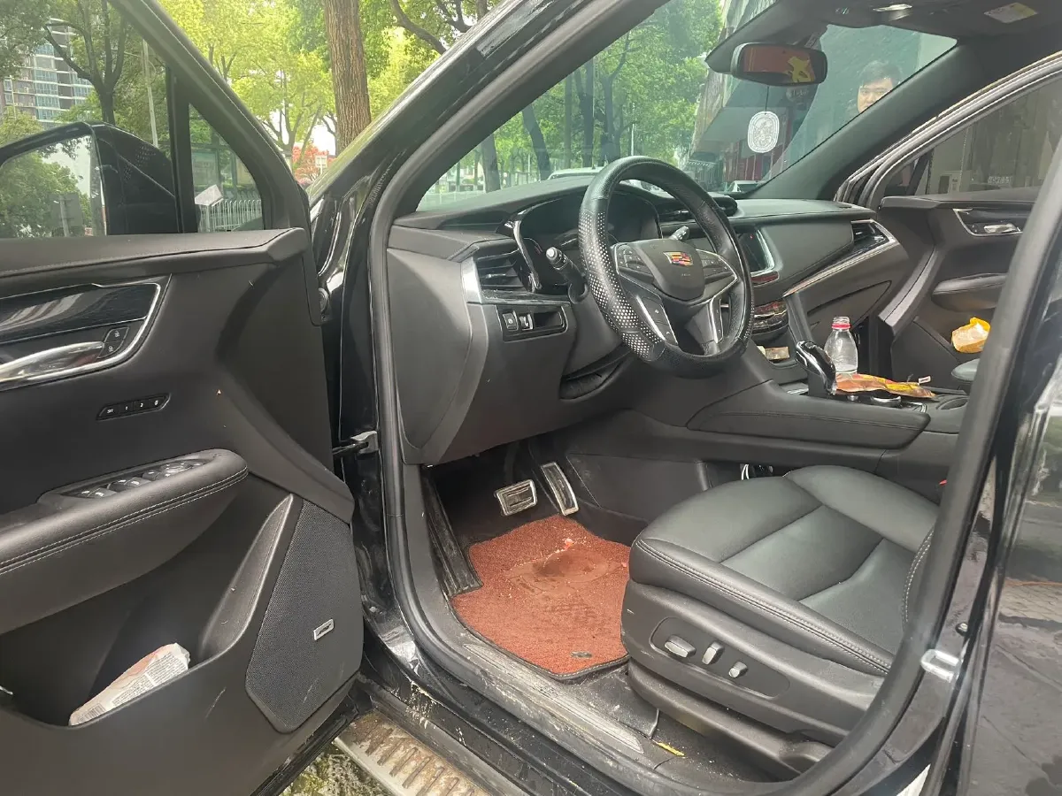 2023 Cadillac XT5 2.0T 237HP L4 9AT,autocango,china used car exporter,china ev exporter,chinese used car exporter,chinese used ev exporter