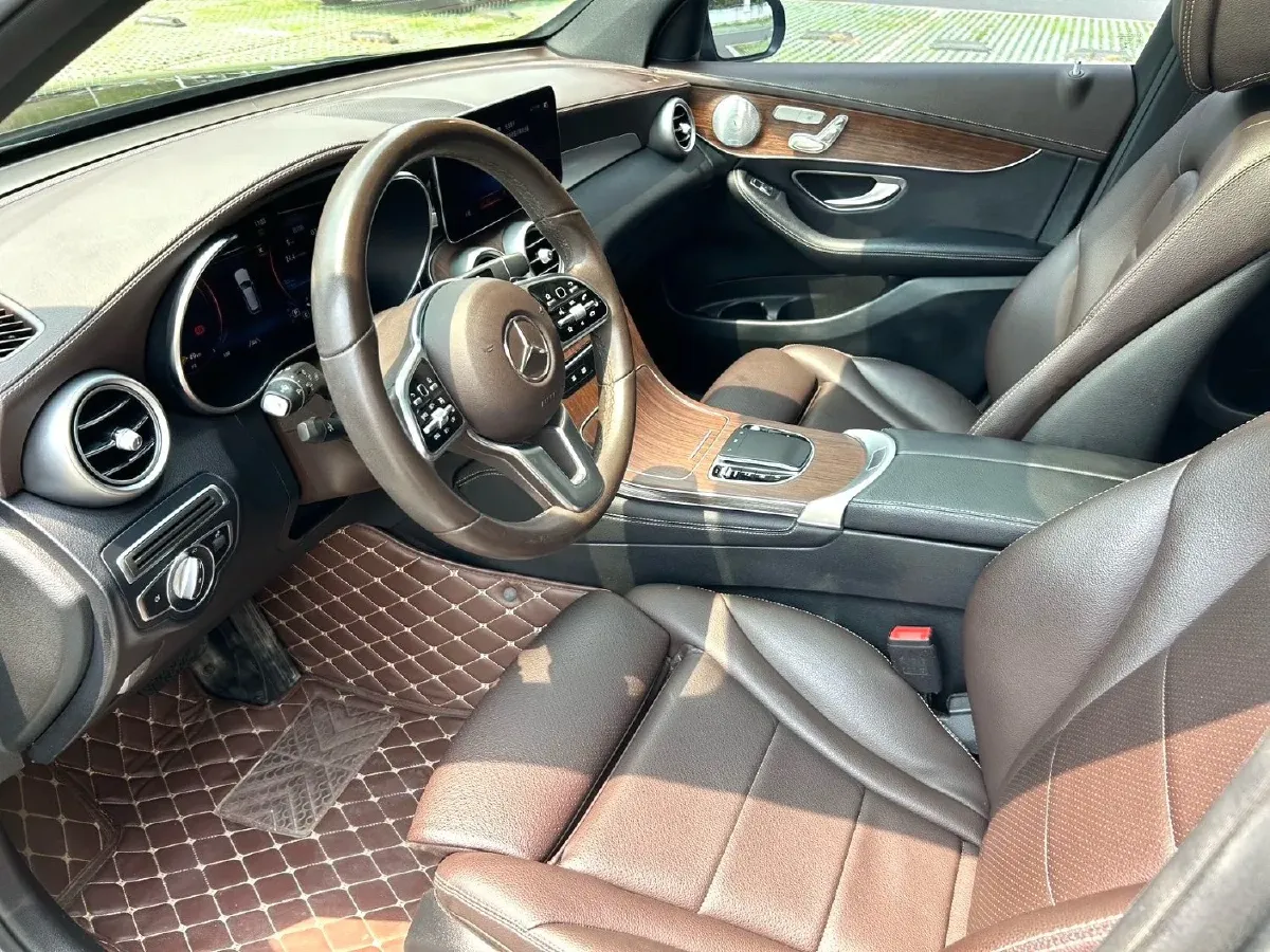 2021 Mercedes-Benz GLC Class 2.0T 258HP L4 9AT,autocango,china used car exporter,china ev exporter,chinese used car exporter,chinese used ev exporter